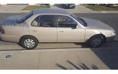 Toyota camry 1993 a solo $2000